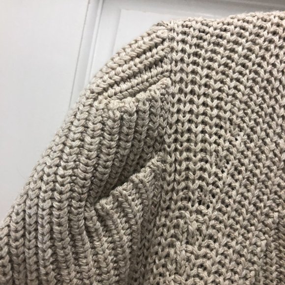 Puff Sleeve VNeck Sweater - Picture 5 of 10